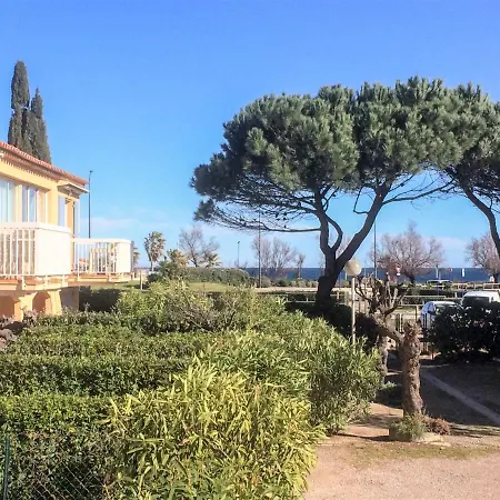 Les Jardins De La Nartelle By Interhome Lägenhet